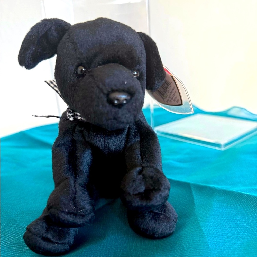 Ty Beanie Baby Collection - Luke Black Dog DOB June 15 1998